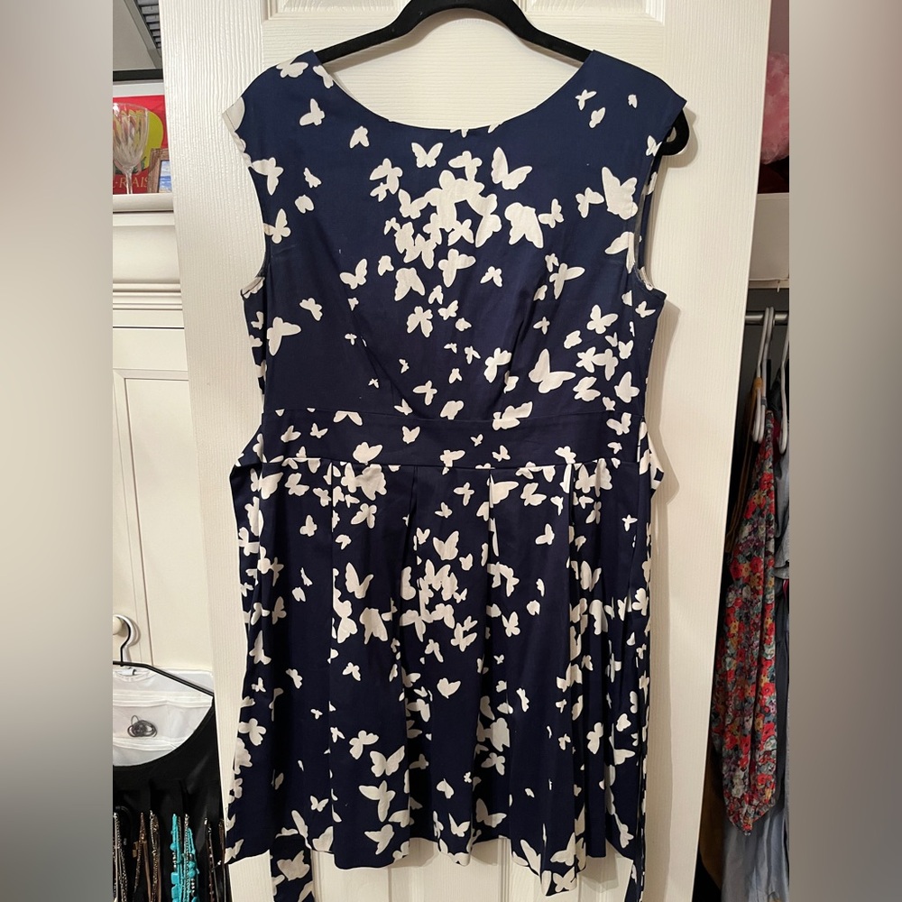 Closet Navy and White Butterfly Mini Dress